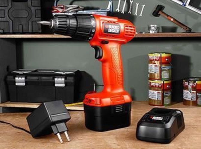 Máy khoan búa MT817KSP Maktec kèm vali đồ nghề 1 Máy khoan búa MT817KSP Maktec kèm vali đồ nghề