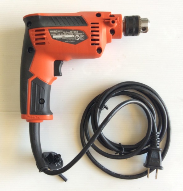 Máy khoan tay MT652 Maktec 2 Máy khoan tay MT652 Maktec 2